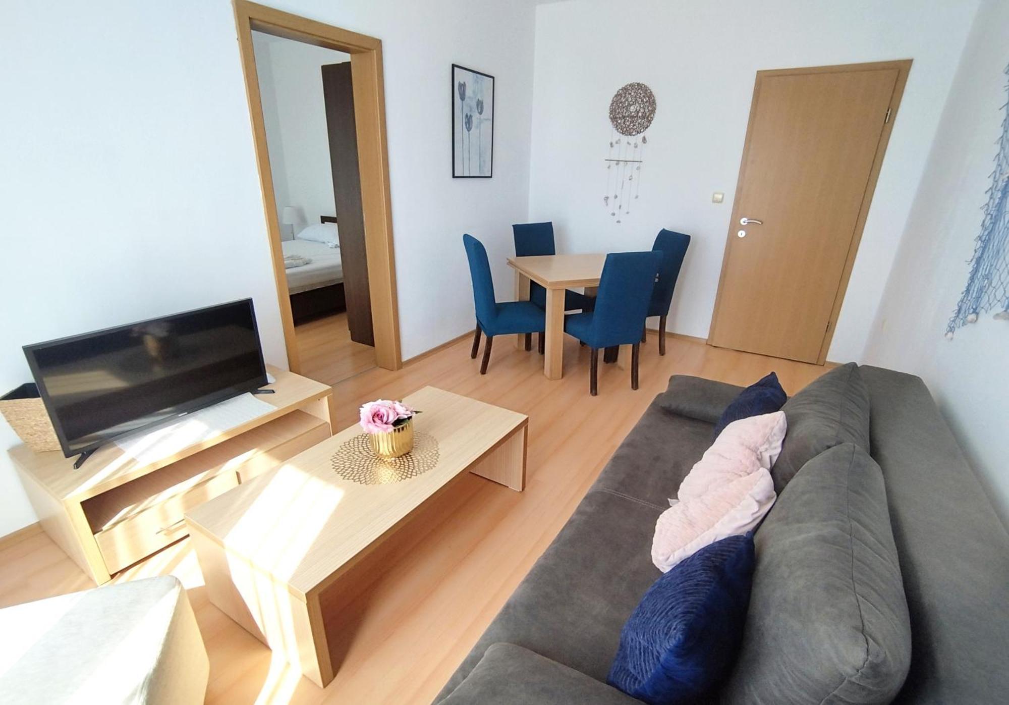 New Line Village Apartments Sluneční pobřeží Exteriér fotografie